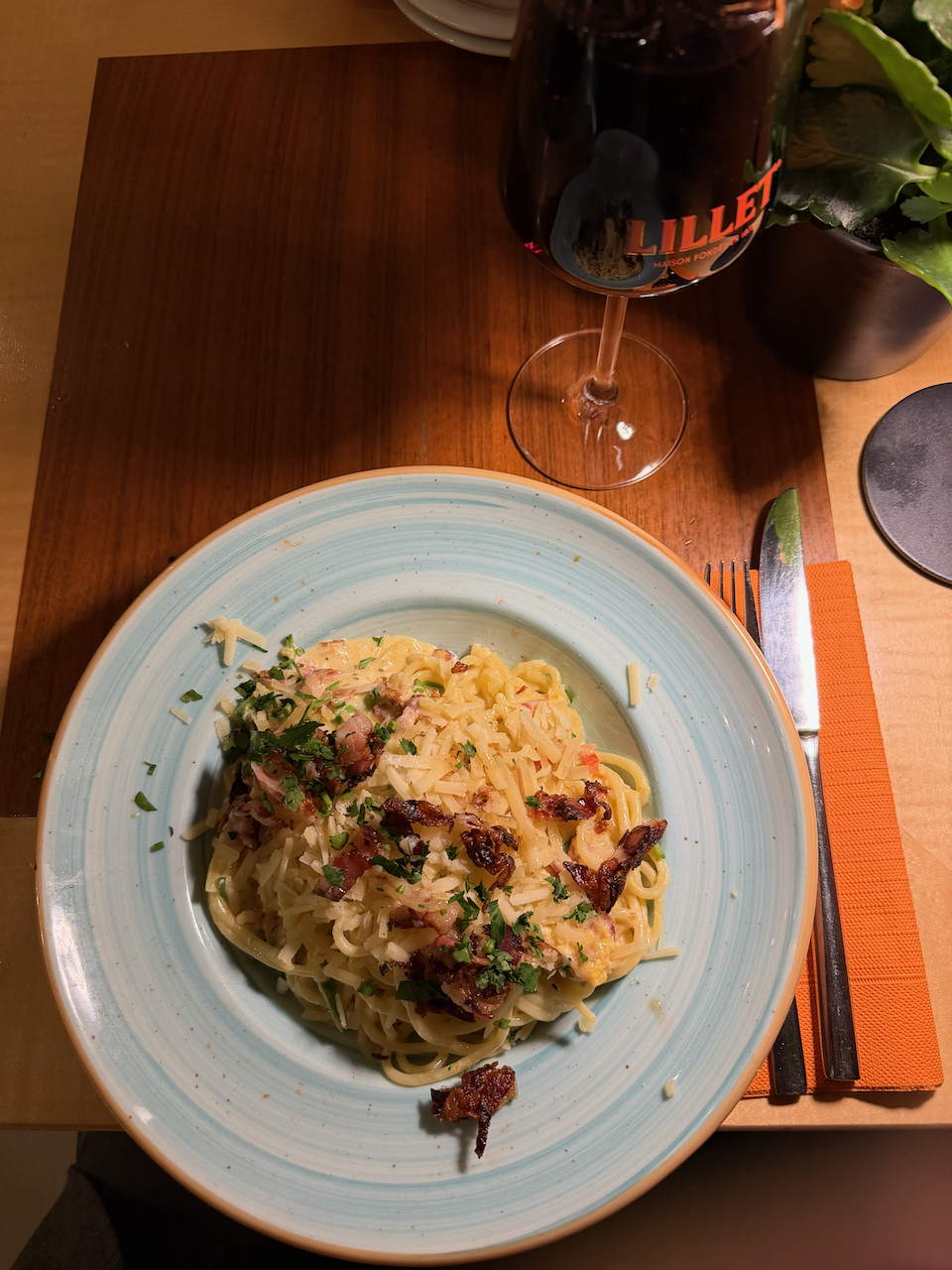 Pasta Carbonara mit getrockneten Tomaten